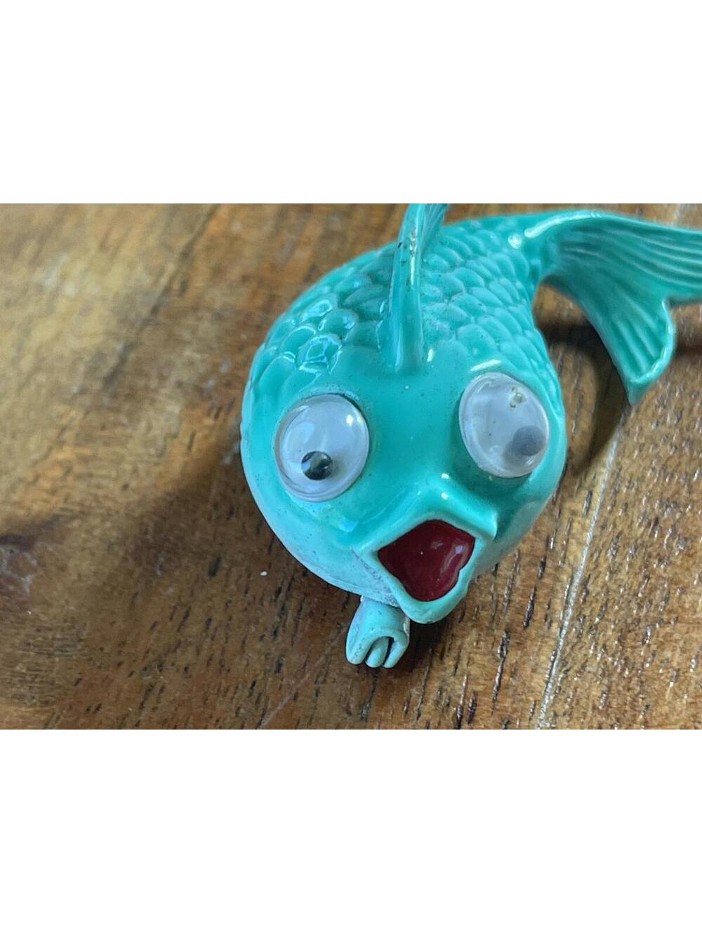 Vintage JJ Google Eyed Fish Brooch